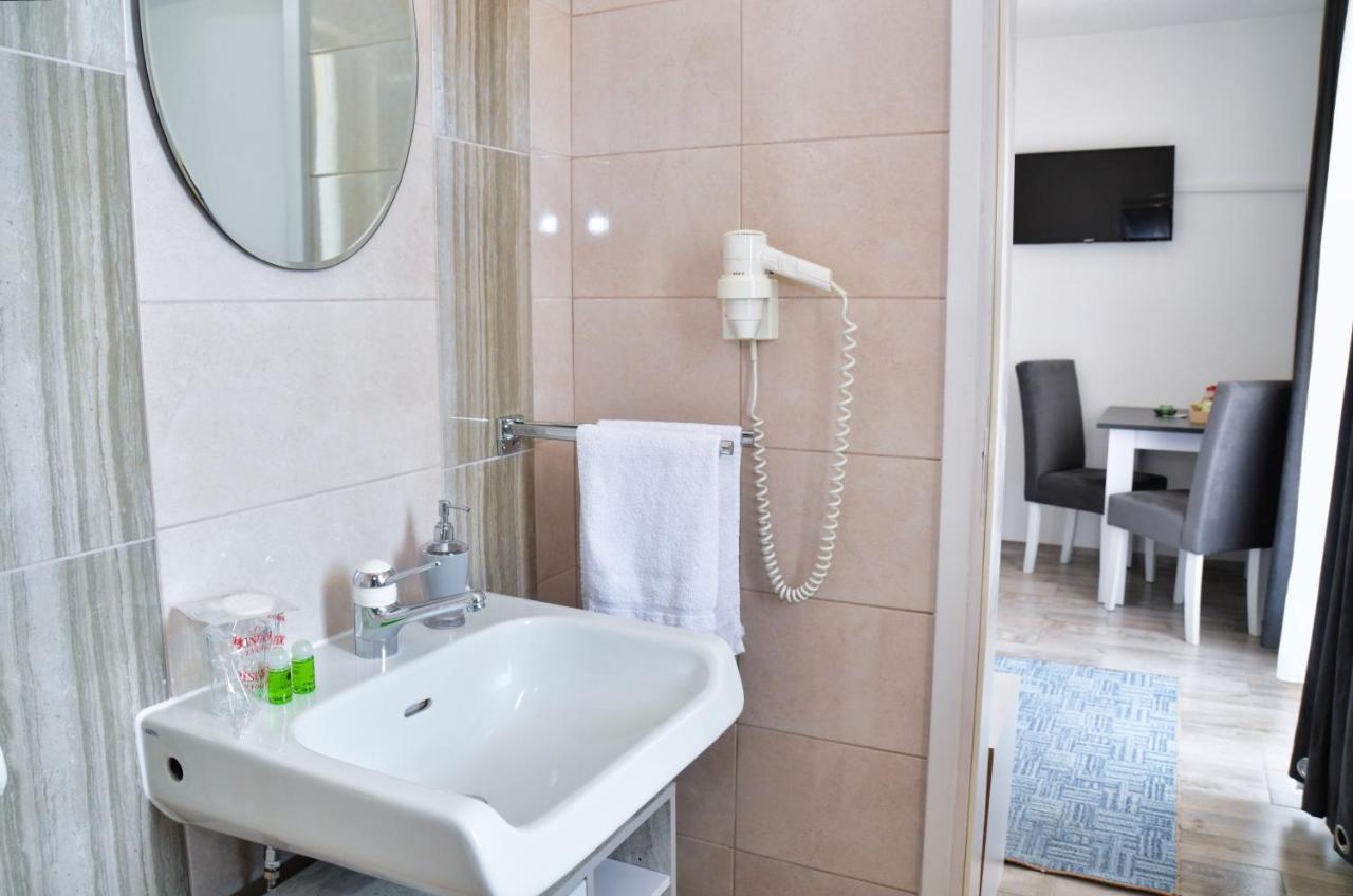 Guesthouse Marivo Яйце Экстерьер фото