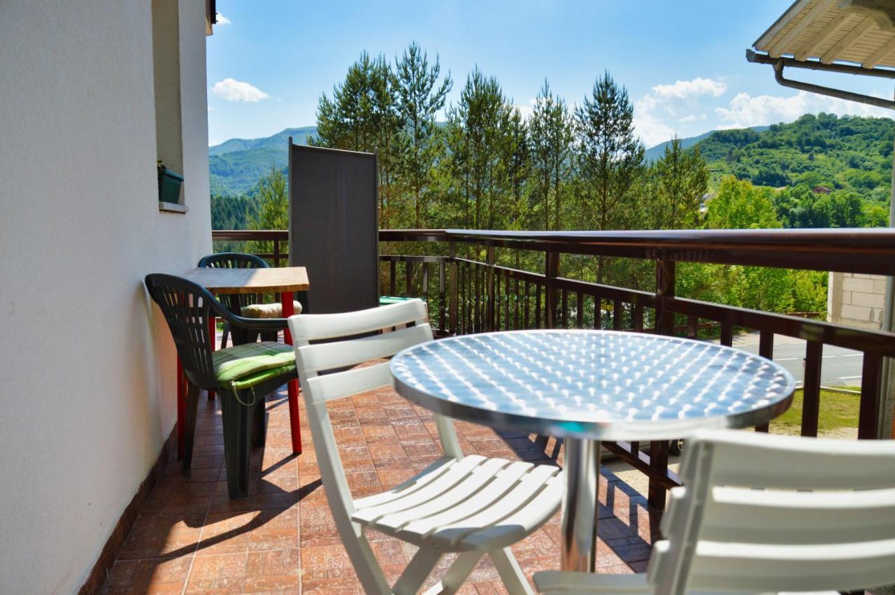 Guesthouse Marivo Яйце Экстерьер фото